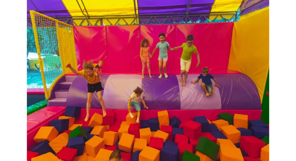 TRAMPOLINE PARK